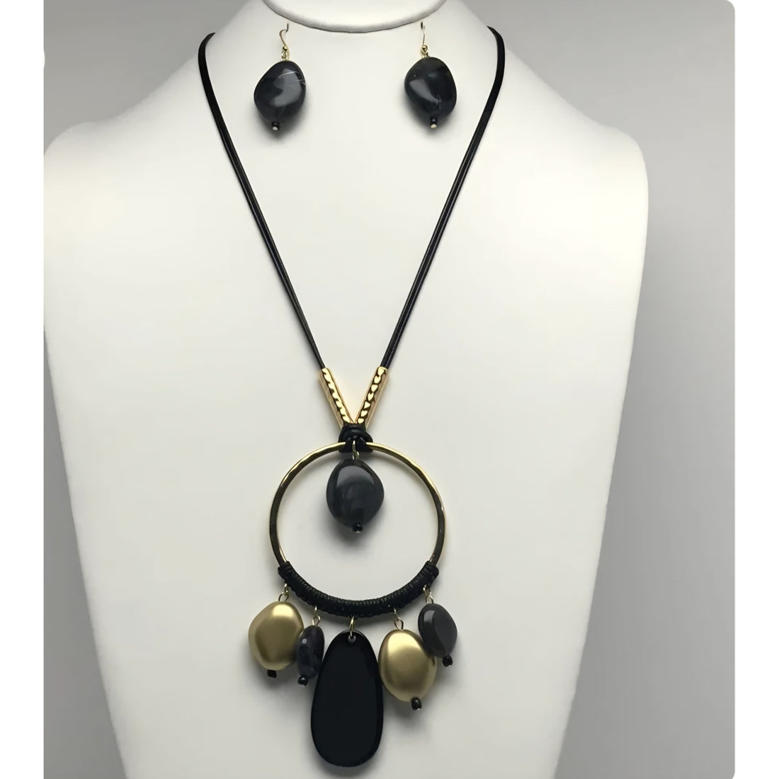 Antique White Dynasty Necklace