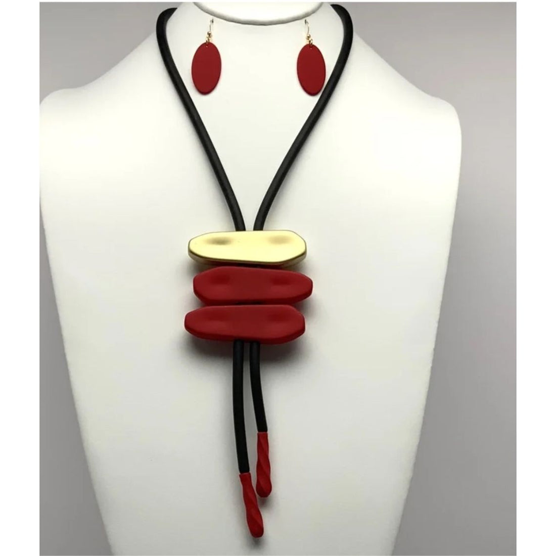 Seashell Sassy Necklace